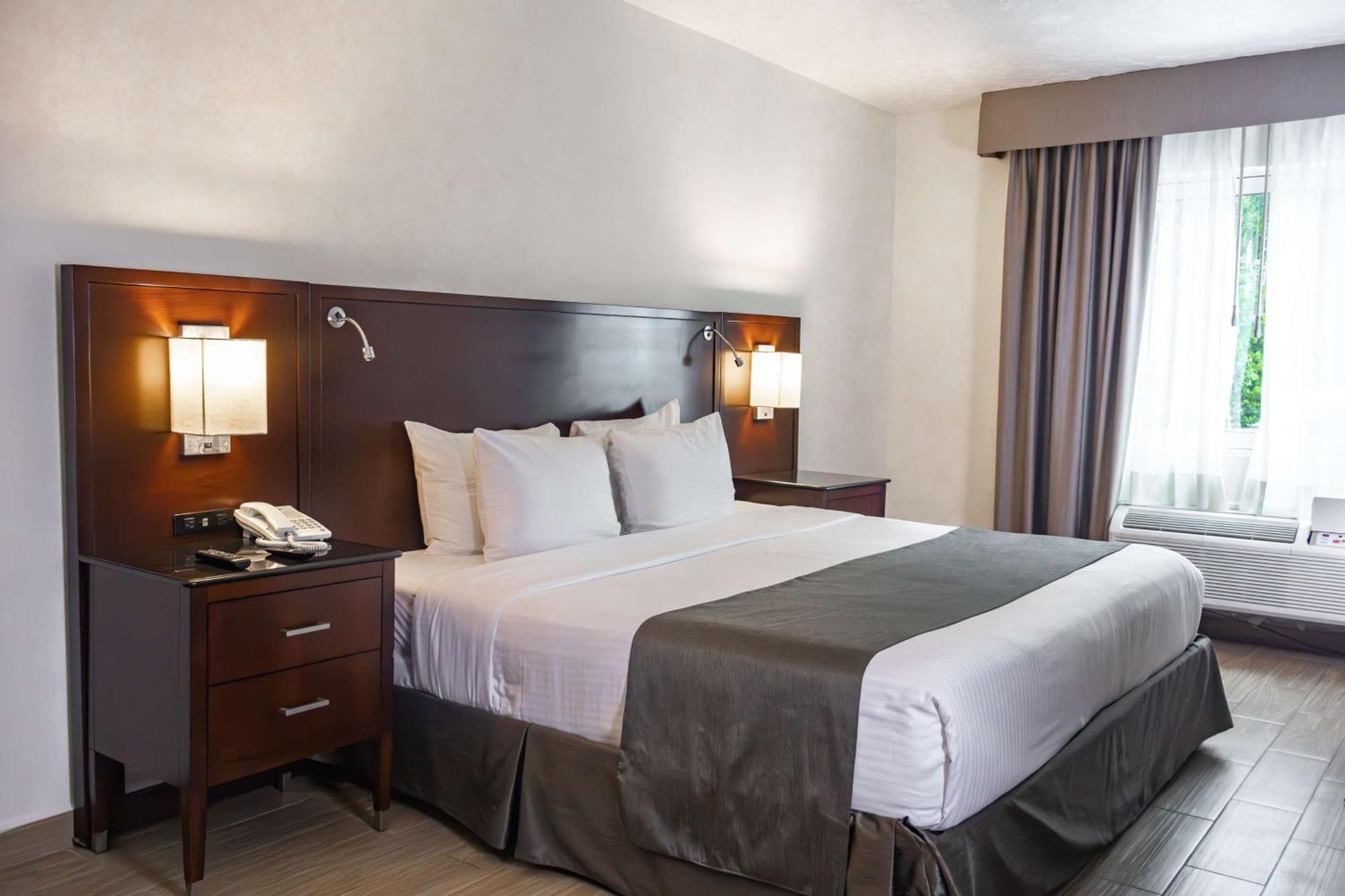 Hotel Western Colón